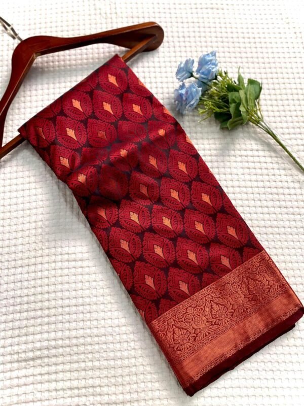 Soft silk saree - Image 4