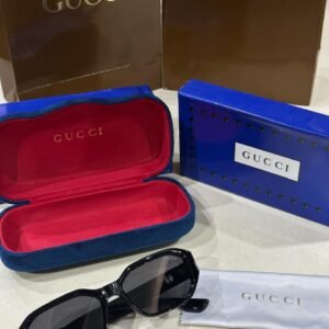 GUCCI SUNGLASSES