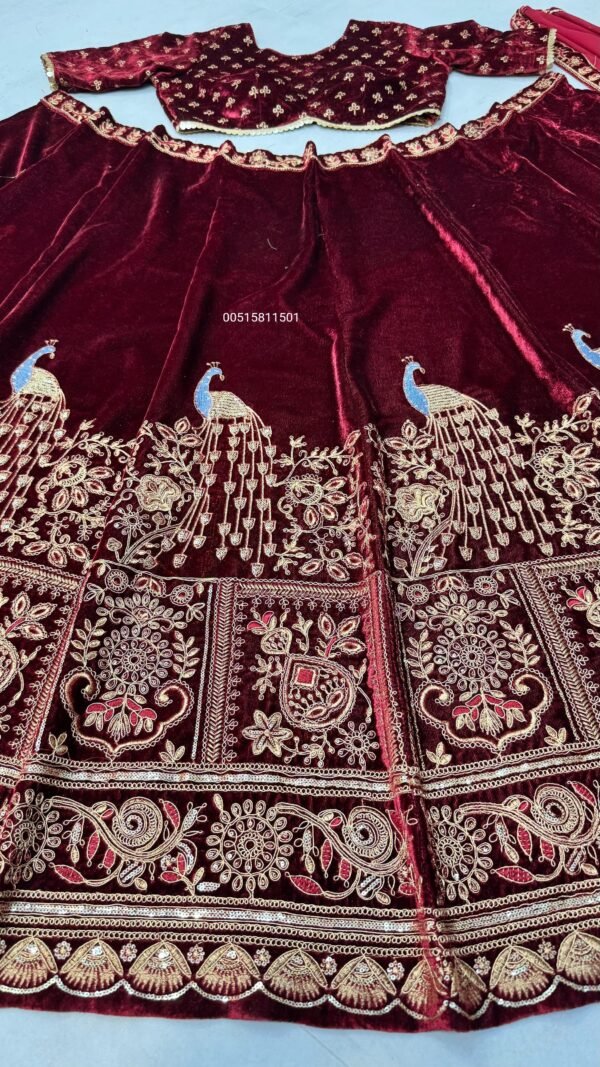 Lehenga Chunni Velvet - Image 2