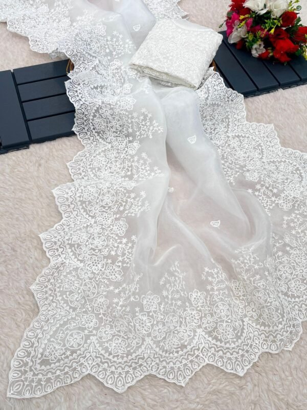 Organza Saree - Image 5